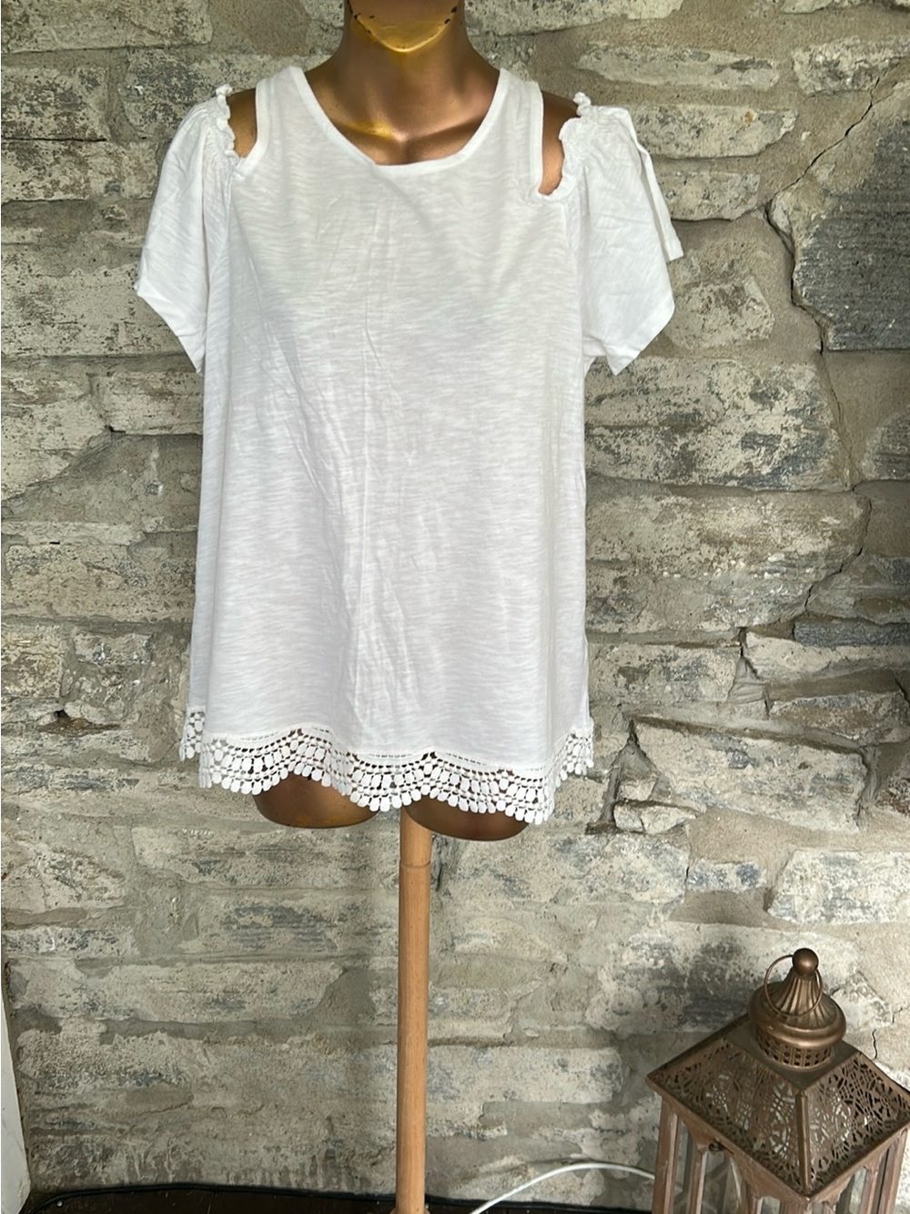 Cold-Shoulder Tee with Crochet Hem